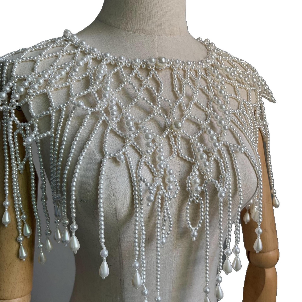 Handgefertigte Perlen-Körperke – Pearl Trim Chain Bewertung und Preis